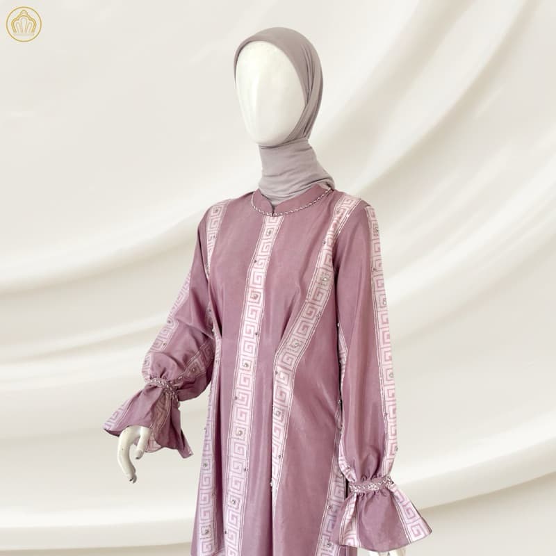 Gaun Ameera | Gaun Batik Soft | Gaun Batik Simple | Gaun Batik Elegant | Gaun Batik Berpayet | Gaun Batik Cantik 3