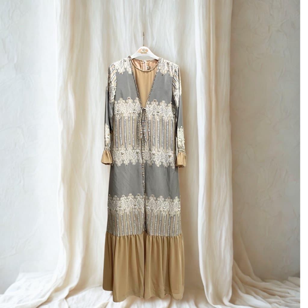 Gaun Ayra | Gaun Batik | Gaun Berpayet | Gaun Semi Outer | Qonita Batik 4