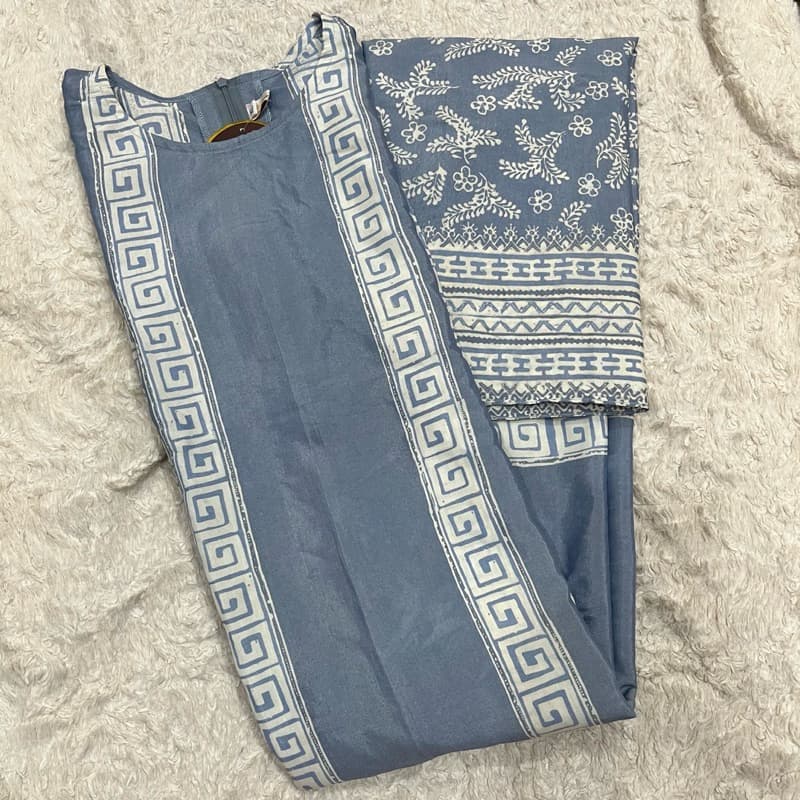 Gaun Briana | Gaun batik | Gaun batik non payet | Gaun simple 5