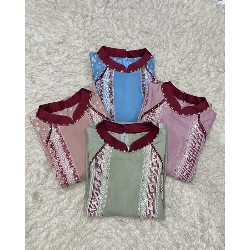 Gaun Emily - Gaun Batik Soft - Gaun Batik Berpayet - Gaun Simple - Gaun Elegant - Gaun Batik Cantik 3