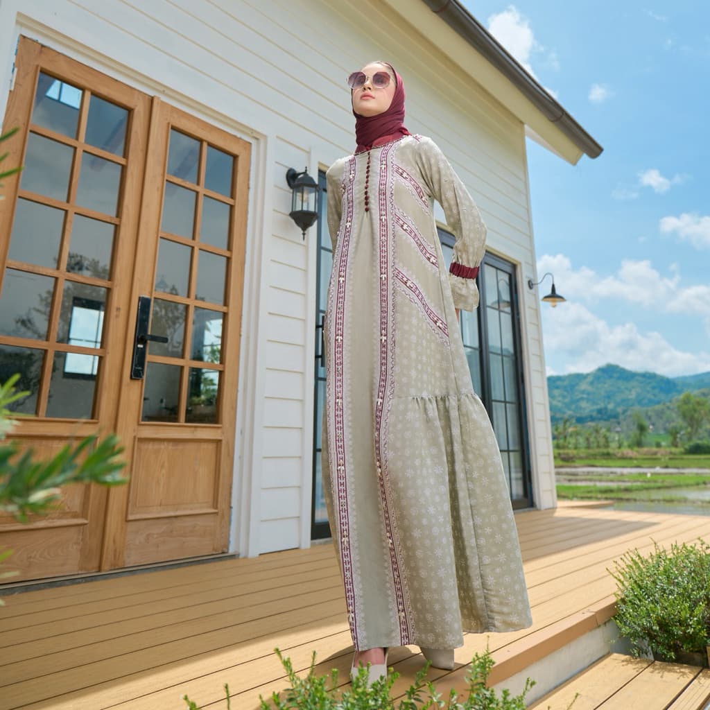 Gaun Jenni | Gaun Batik Soft | Gaun Batik Cantik | Gaun Batik Berpayet | Gaun Simple | Gaun Elegant | Gaun Pesta | Gaun Busui Friendly