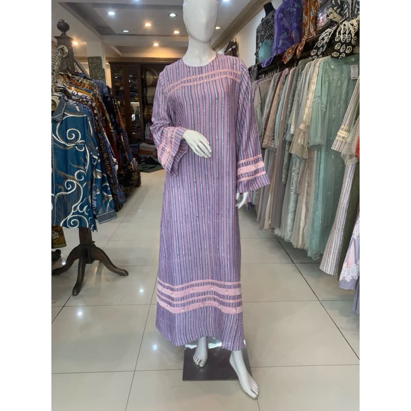 Gaun Leonora | Gaun Batik Soft | Gaun Batik Simple | Gaun Batik Berpayet | Gaun Batik Elegant | Gaun Batik Pesat 5
