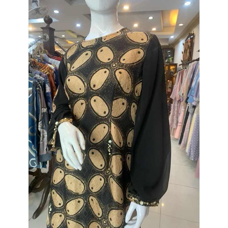 Gaun Nova Sogan | Gaun Batik Berpayet | Gaun Batik Elegant | Gaun Batik Pesta | Gaun Elegant 4