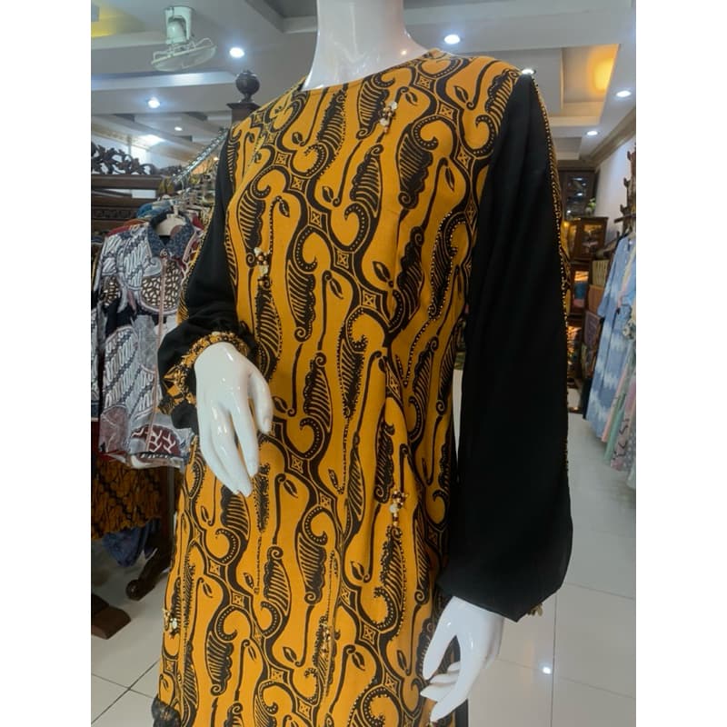 Gaun Nova Sogan | Gaun Batik Sogan | Gaun Batik Premium | Gaun Elegant | Gaun Batik Payet 3