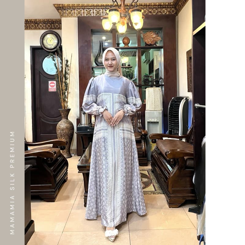 Gaun Shayna | Gaun Batik Premium | Gaun Simple Elegant | Gaun Batik Pesta | Gaun Batik Berpayet l 4