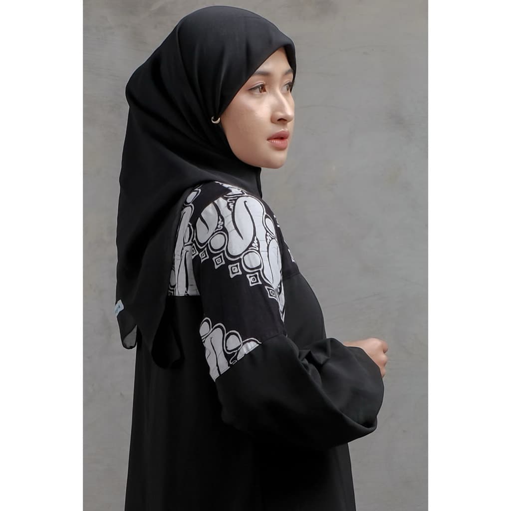 Gaun Tarisca | Gaun Batik Daily | Gaun Batik Elegant | Gaun Batik Simple | Gaun Batik Klasik | Gaun Batik 4
