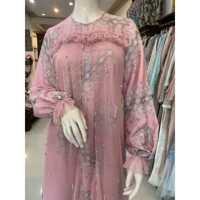 Gaun Vinella | Gaun Batik Soft | Gaun Batik Simple | Gaun Batik Elegant | Gaun Batik Berpayet | Gaun Batik Pesat 2