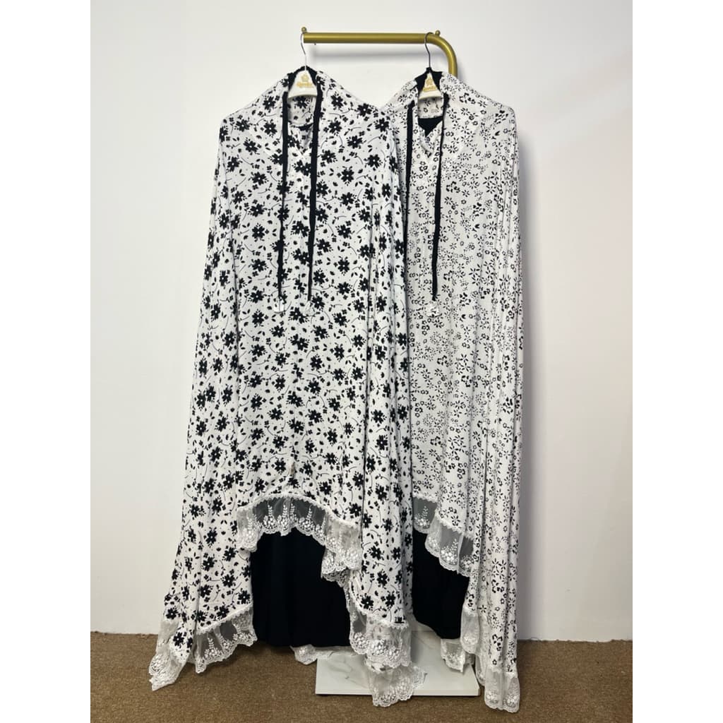 MukenaQonita | Mukena Urban Renda Hitam Putih Series | Mukena Jumbo | Adem dan Ringan | Free Pouch Cantik 4