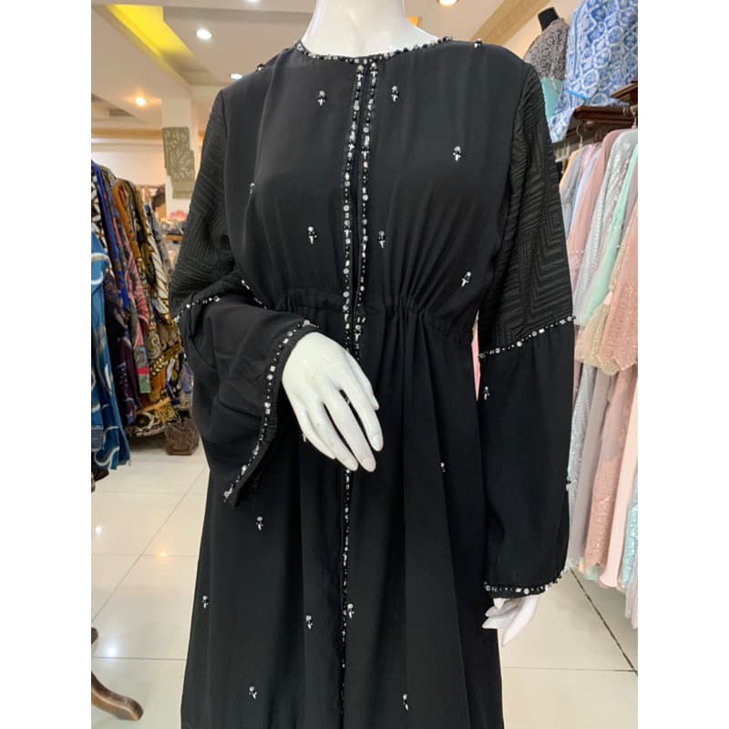Qoni | Abaya Niha | Abaya premium | Look simpel dan elengan | Abaya berpayet 2