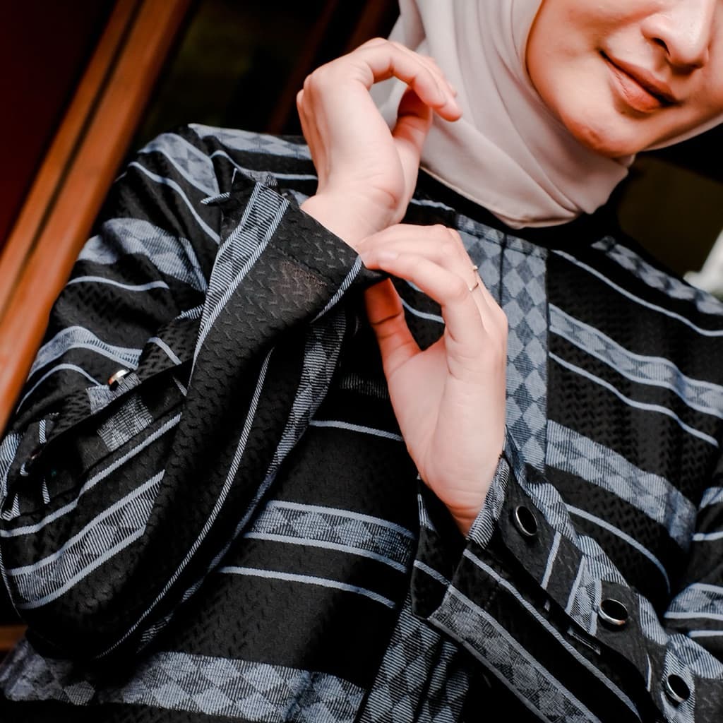 Qoni | Abaya Zara | Abaya Casual Elegan 3