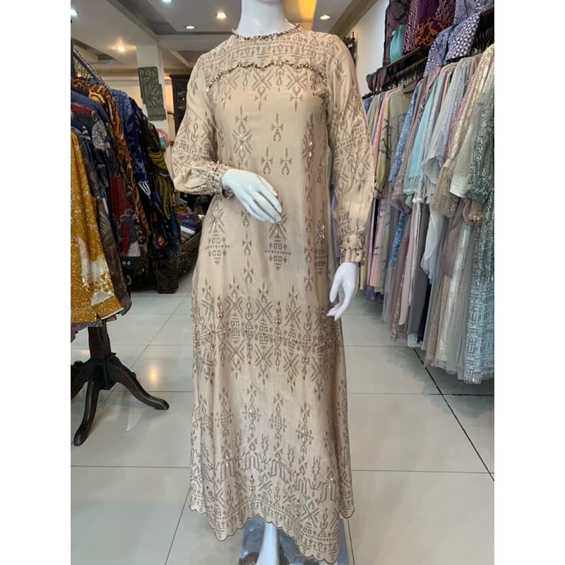 Qoni | Gaun Almira | Gaun Berpayet | Gaun Motif Bordir