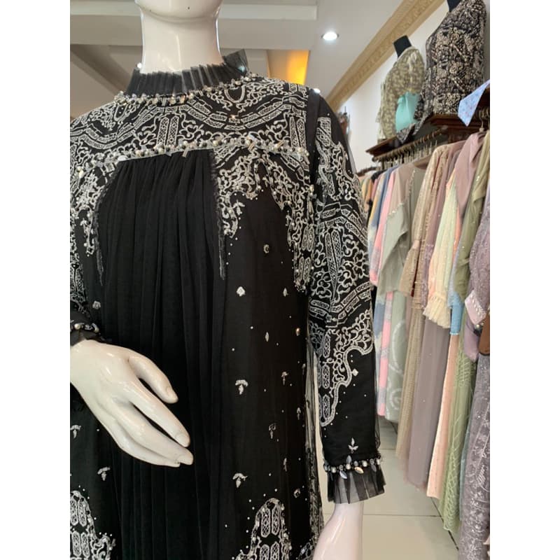Qoni | Gaun Dayana | Gaun pesta premim | Gaun borkat | Gaun berpayet | Look simpel dan elegan. 4