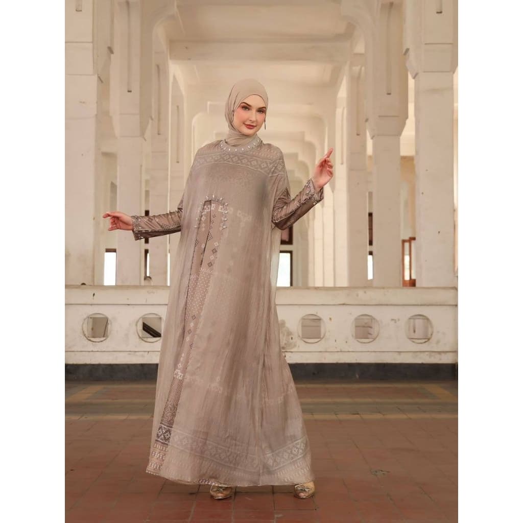 Qoni | Gaun Fasha | Gaun pesta premium | Gaun payet dan motif | Gaun simpel | Elegan | Mewah