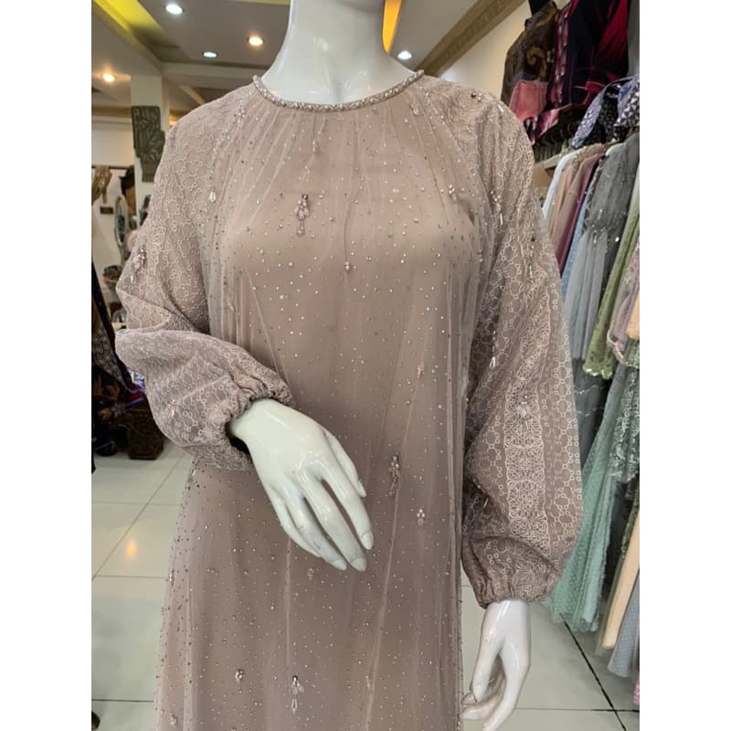 Qoni | Gaun Ilyana | Gaun pesta premium | Gaun simpel dan elegan | Gaun full payet | Gaun full squin 2