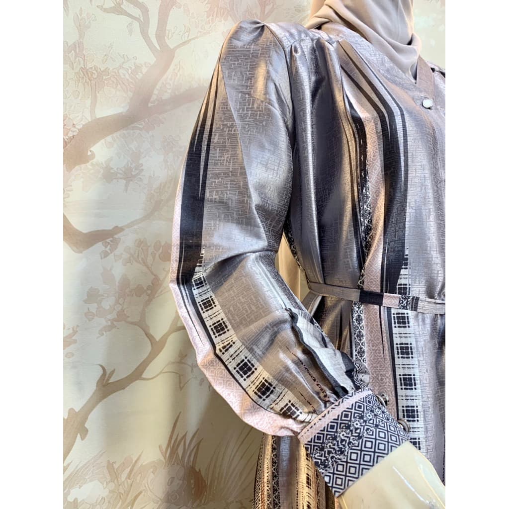 Qoni | Gaun Kaizi | Gaun Silk | Gaun Elegan | Look Simple | Gaun Premium 6