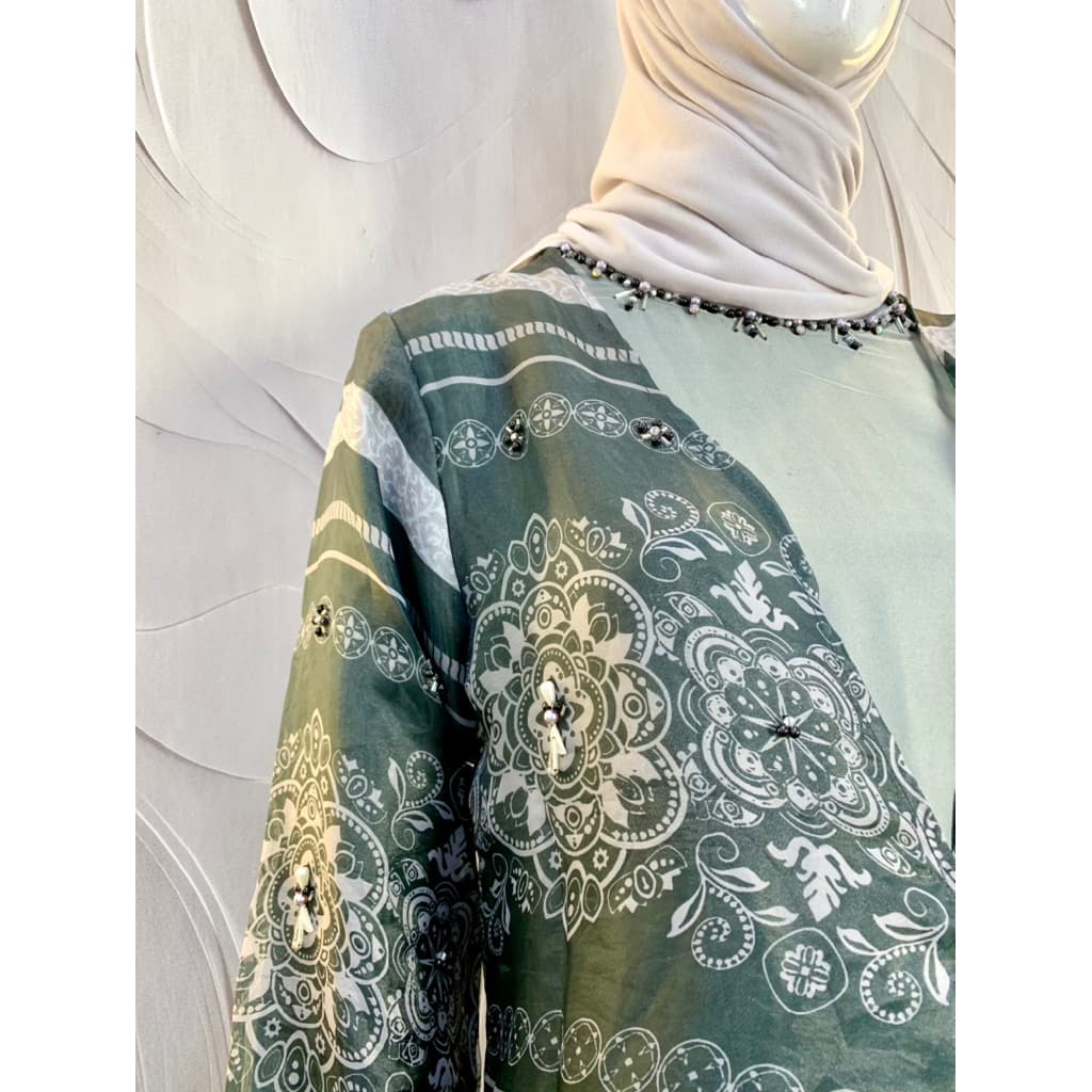 Qoni | Gaun Soraya Organza | Gaun Pesta Premium | Gaun Mewah | Outer Organdi Payet | Gaun Payet 4