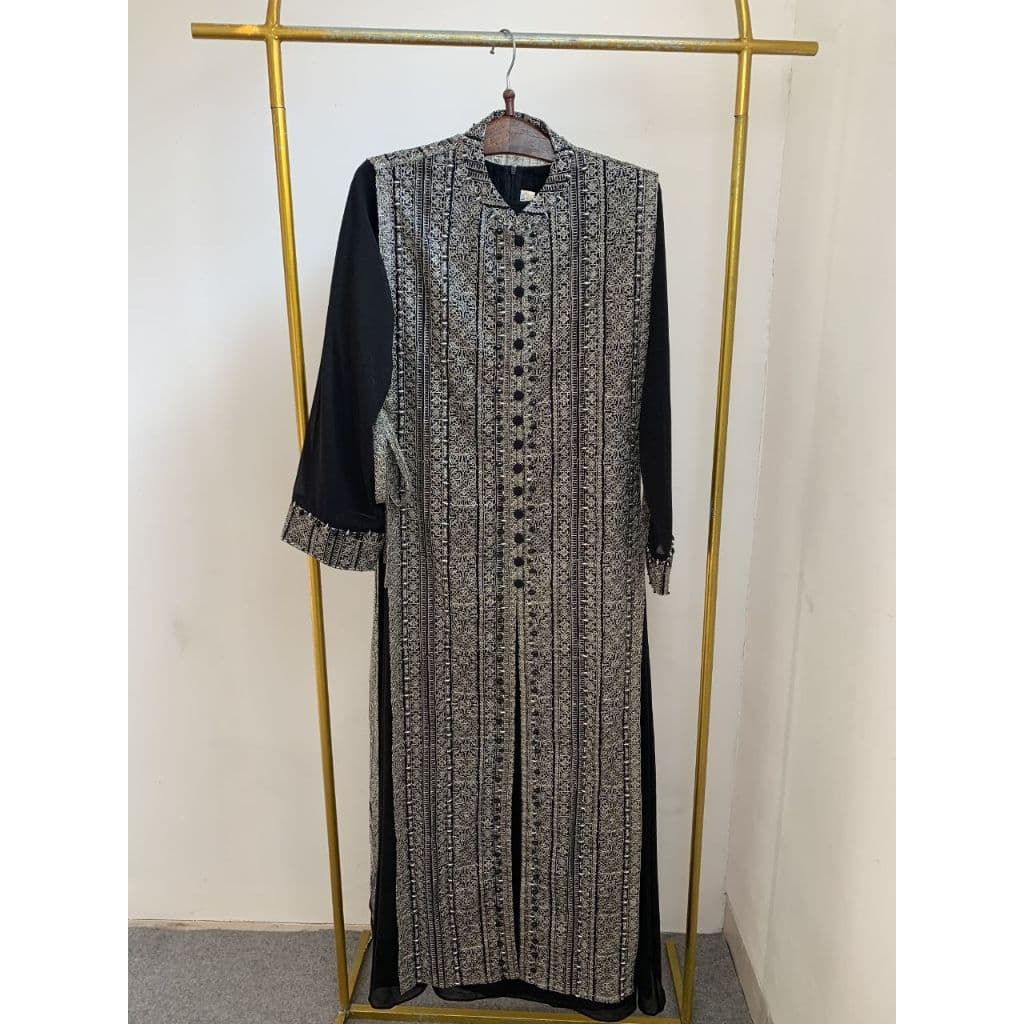 Qoni | Gaun Zaira | Gaun Elegan Desain Unik 7