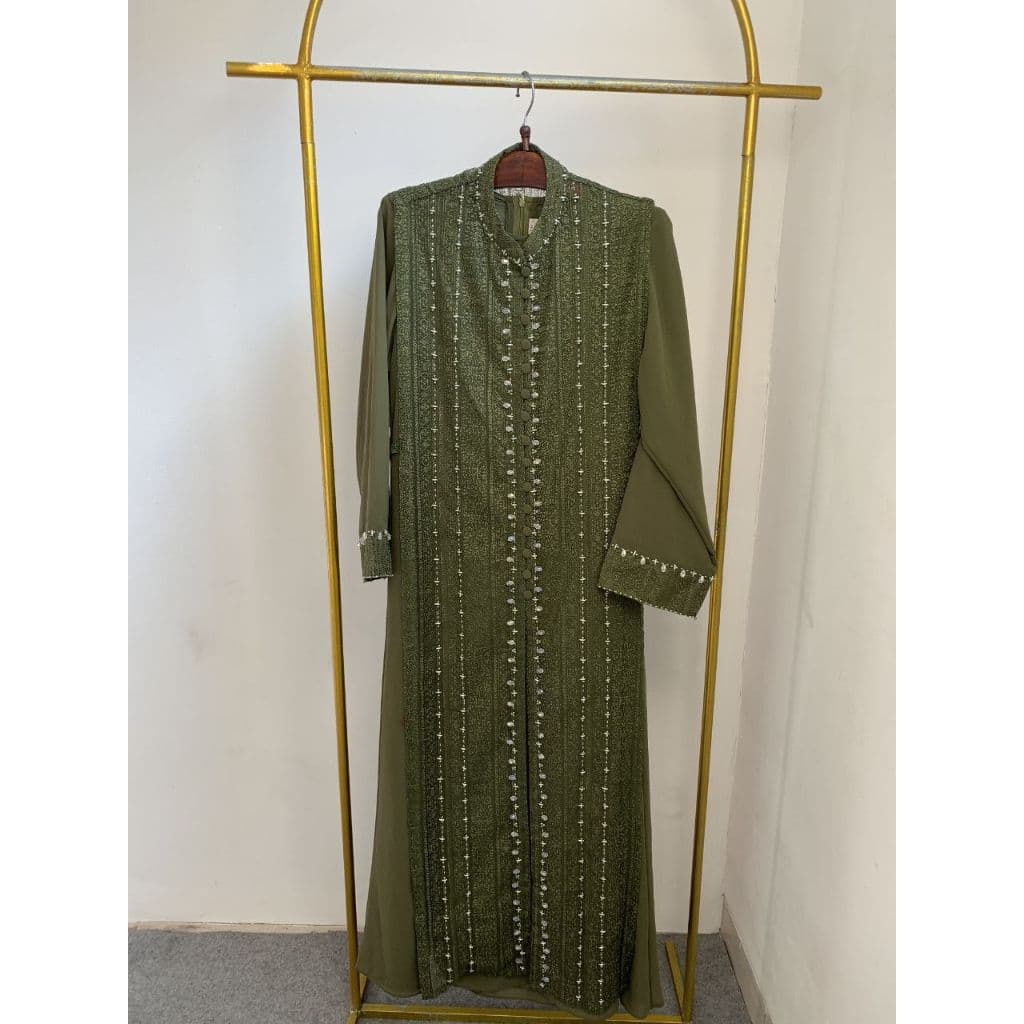 Qoni | Gaun Zaira | Gaun Elegan Desain Unik 9