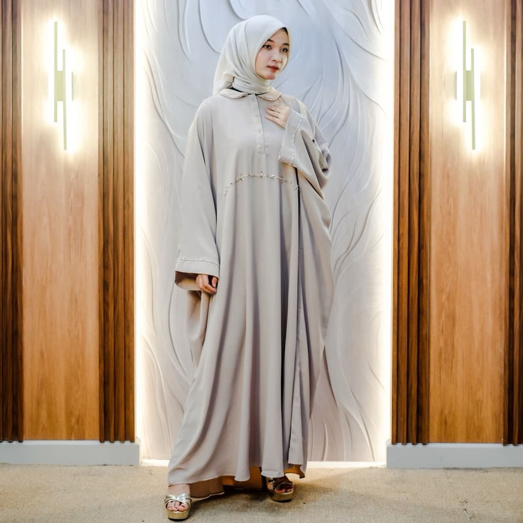 Qoni | Kaftan Carla | Dress Berpayet Premium