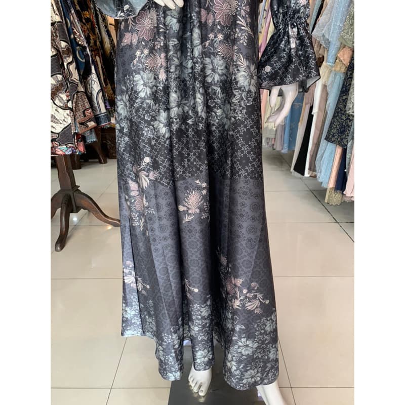 Qoni | Ld. Arista Slik | Gaun daily look | Gaun bermotif | Gaun simpel dan elegan 5