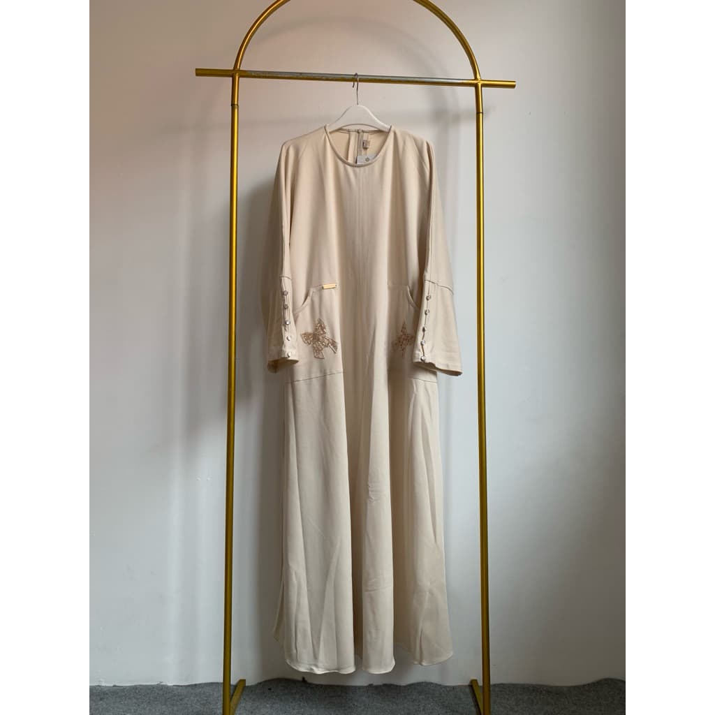 Qoni | Ld Elisia | Dress Wanita dengan Desain Elegan dan Nyaman untuk Penggunaan Sehari-hari 8