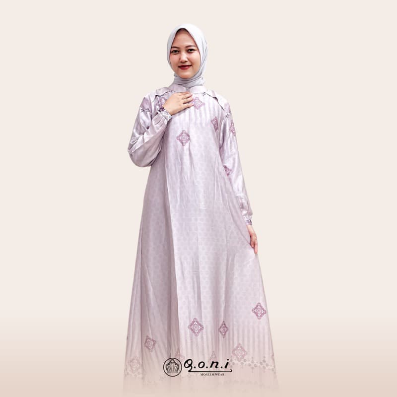 Qoni | Ld. Silk Zaura | Gaun Daily Look Premium | Gaun Bermotif Premium | Look Simple dan Elegan 2