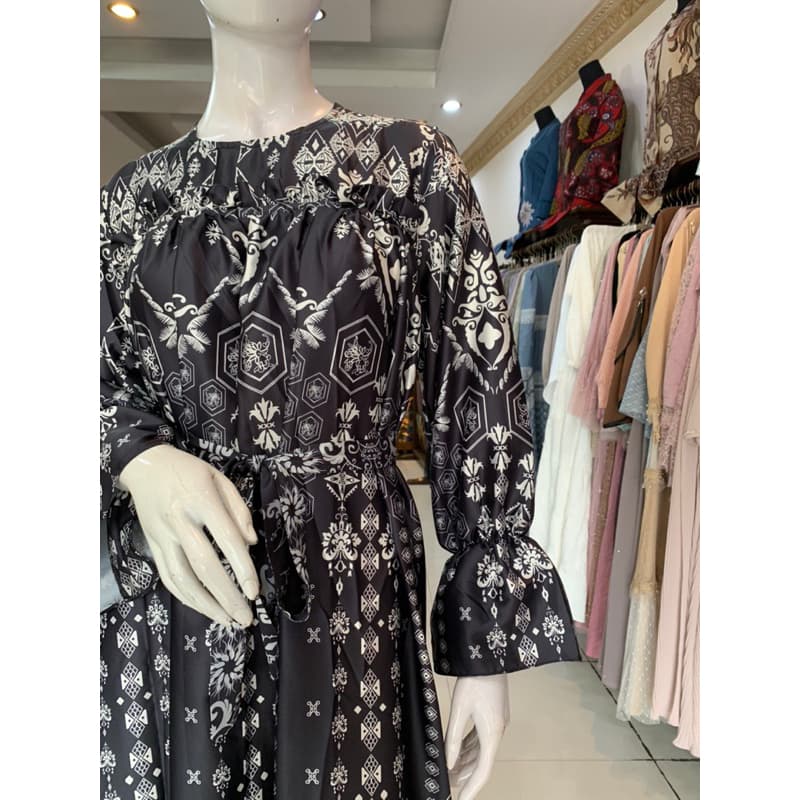 Qoni | Ld Slik Gamali | Gaun Daily Look | Simpel Elegant 4