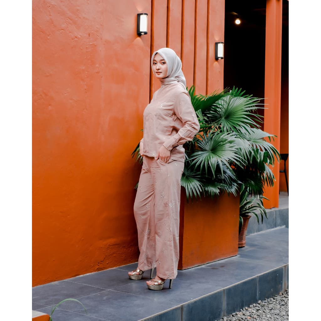 Qoni | Oneset Malda | Set Elegan Casual 5