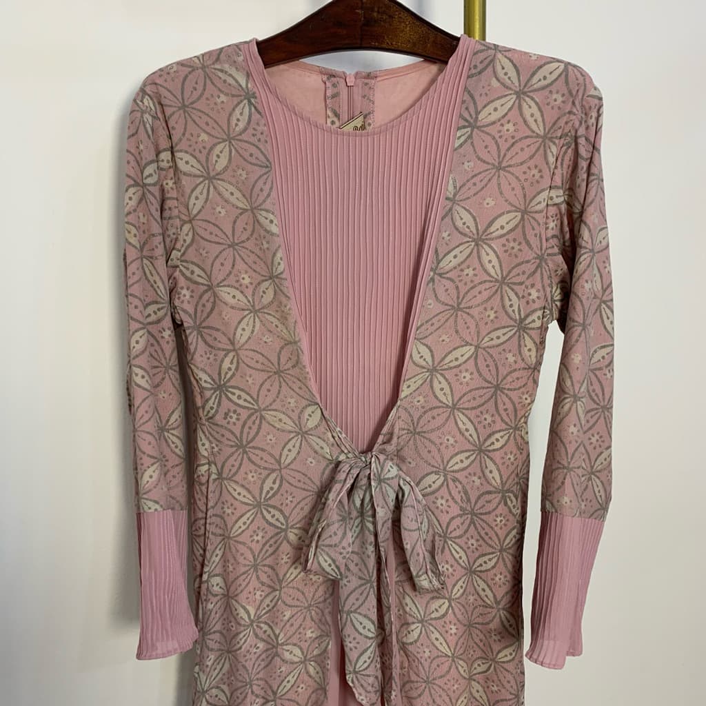 Qonita Batik Gaun Najwa Elegan Dan Mewah 2