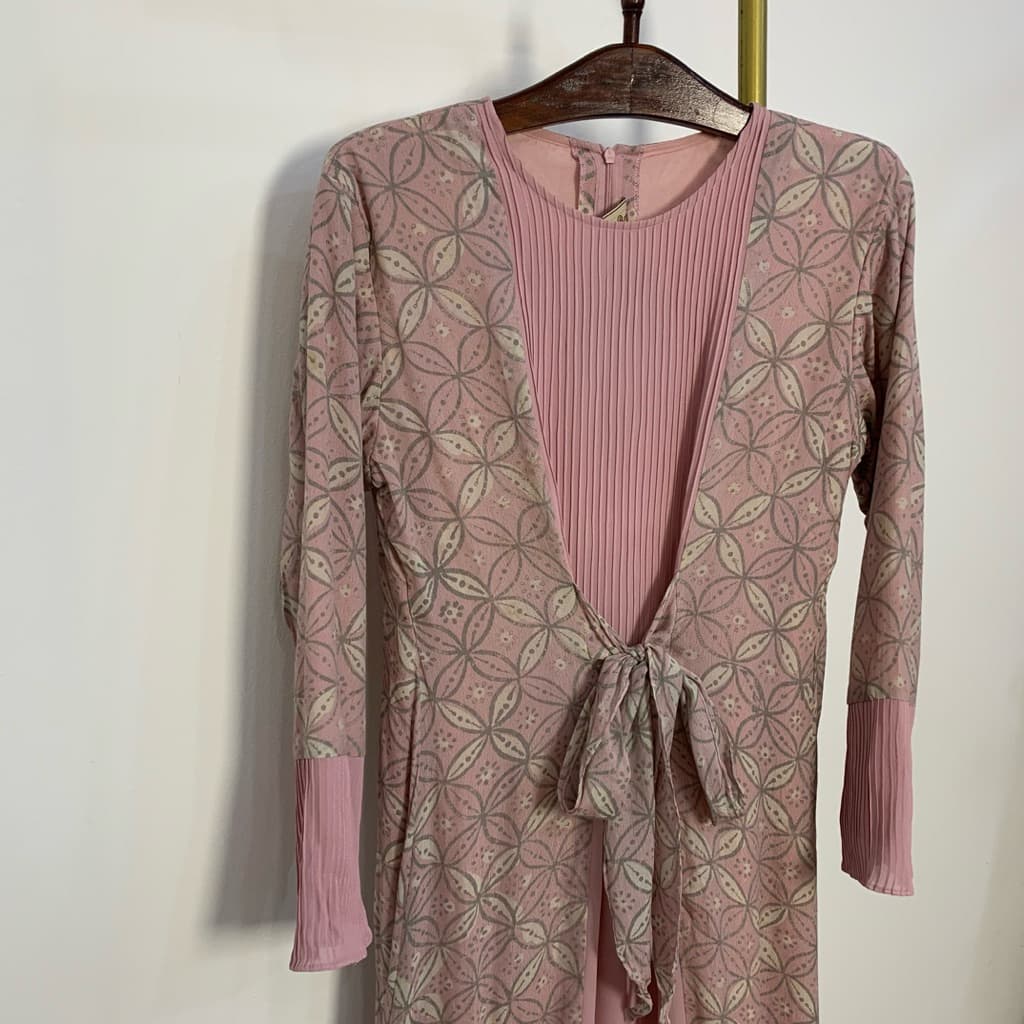 Qonita Batik Gaun Najwa Elegan Dan Mewah 3
