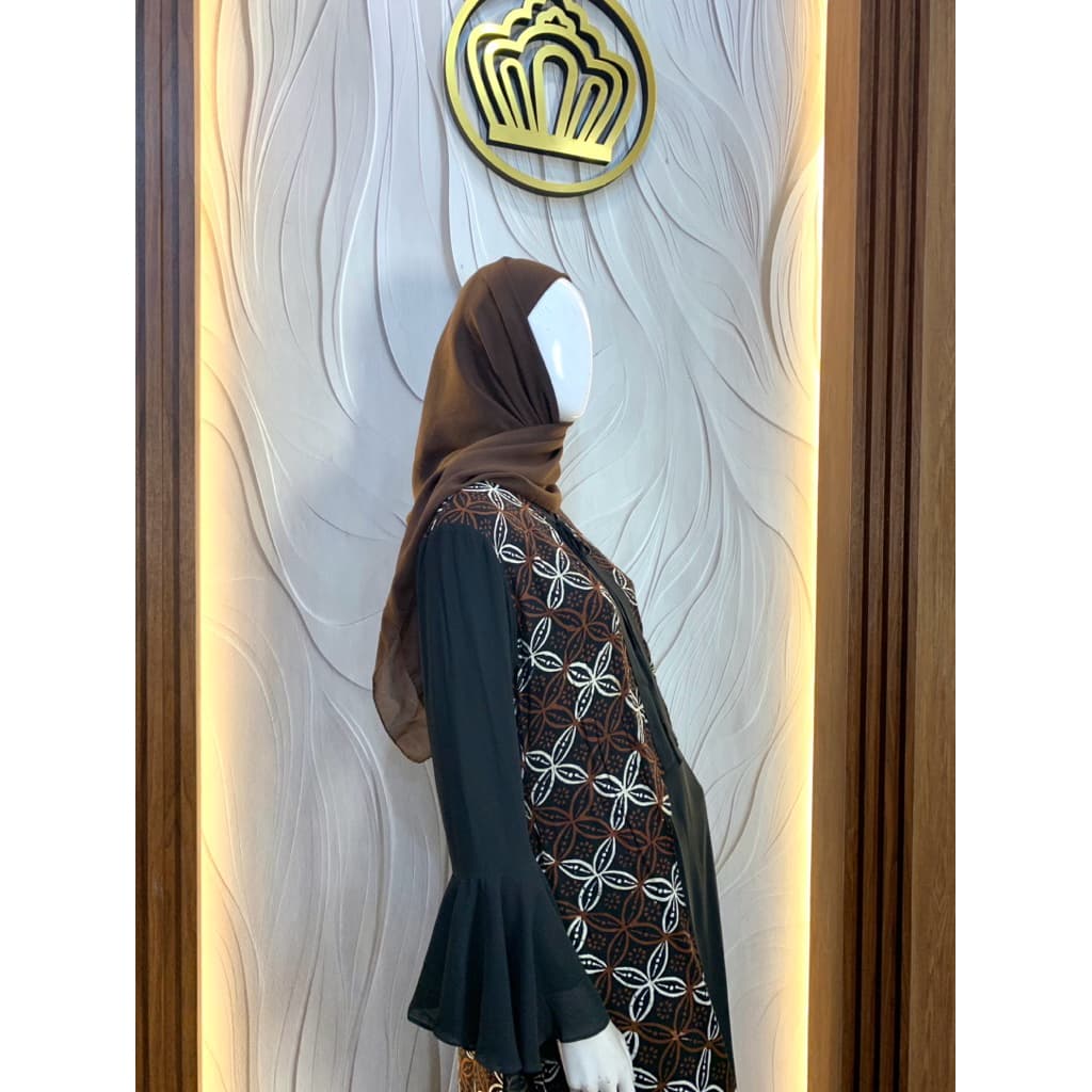 Qonita Batik Gaun Ryana Sogan - Gaun Batik Klasik Sogan 5