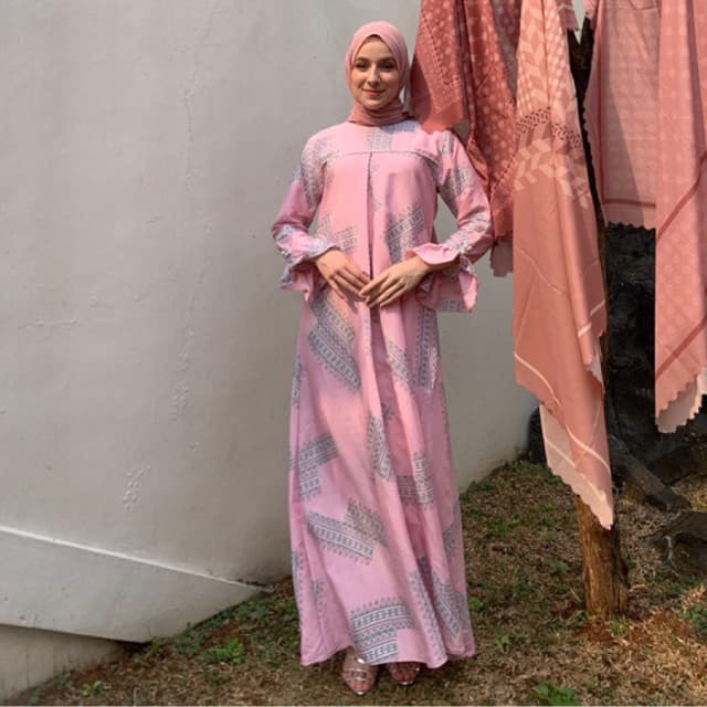 Qonita Batik - Gaun Samika 2