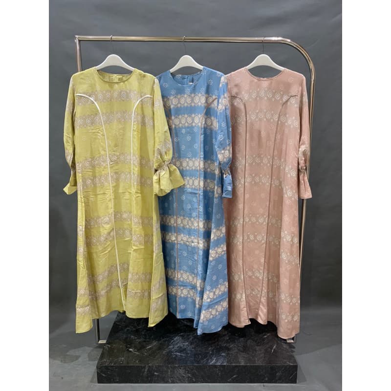 Qonita Batik - Gaun Syaquila 4