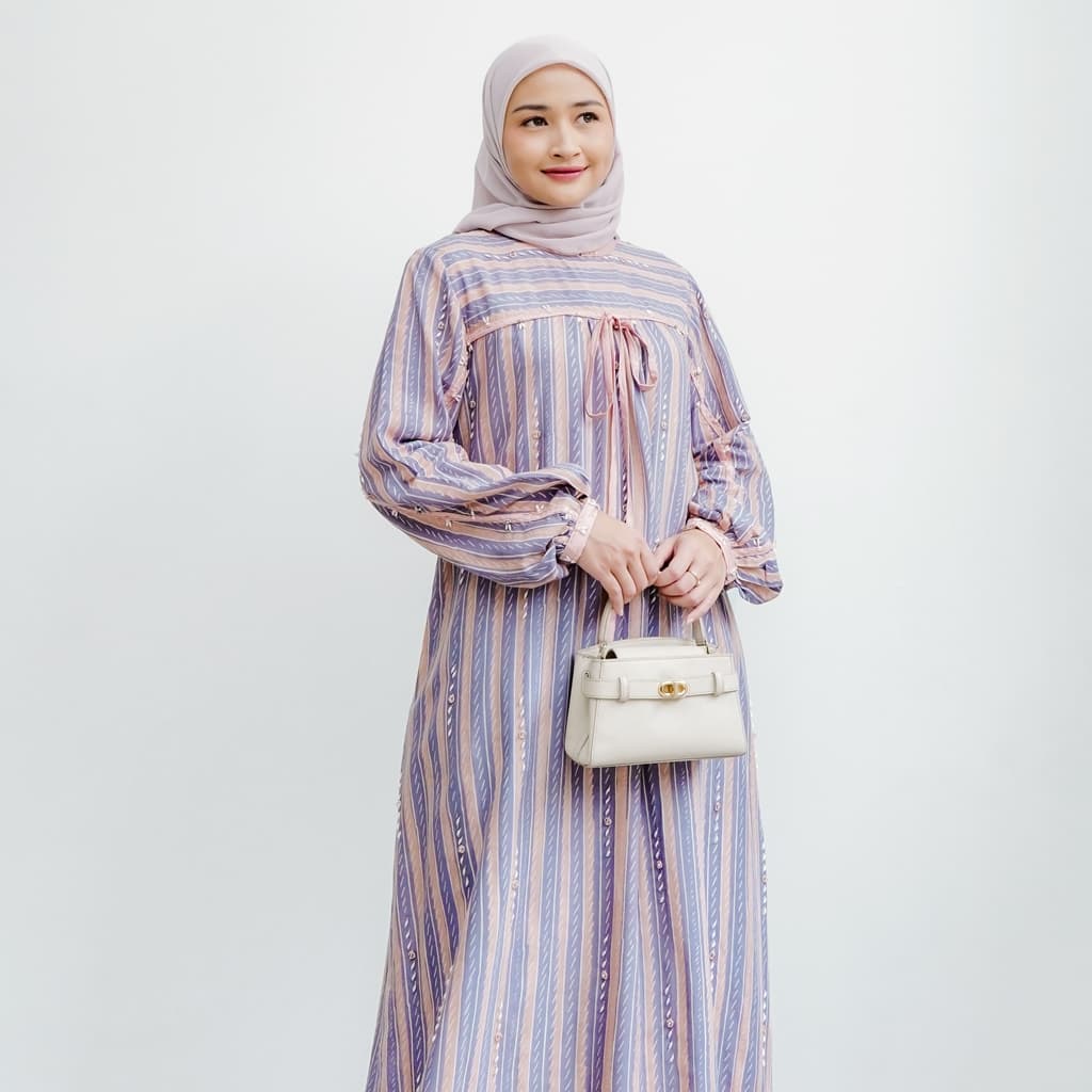 Qonita Batik | Gaun Tanira | Dress Batik | Gaun Mewah 3