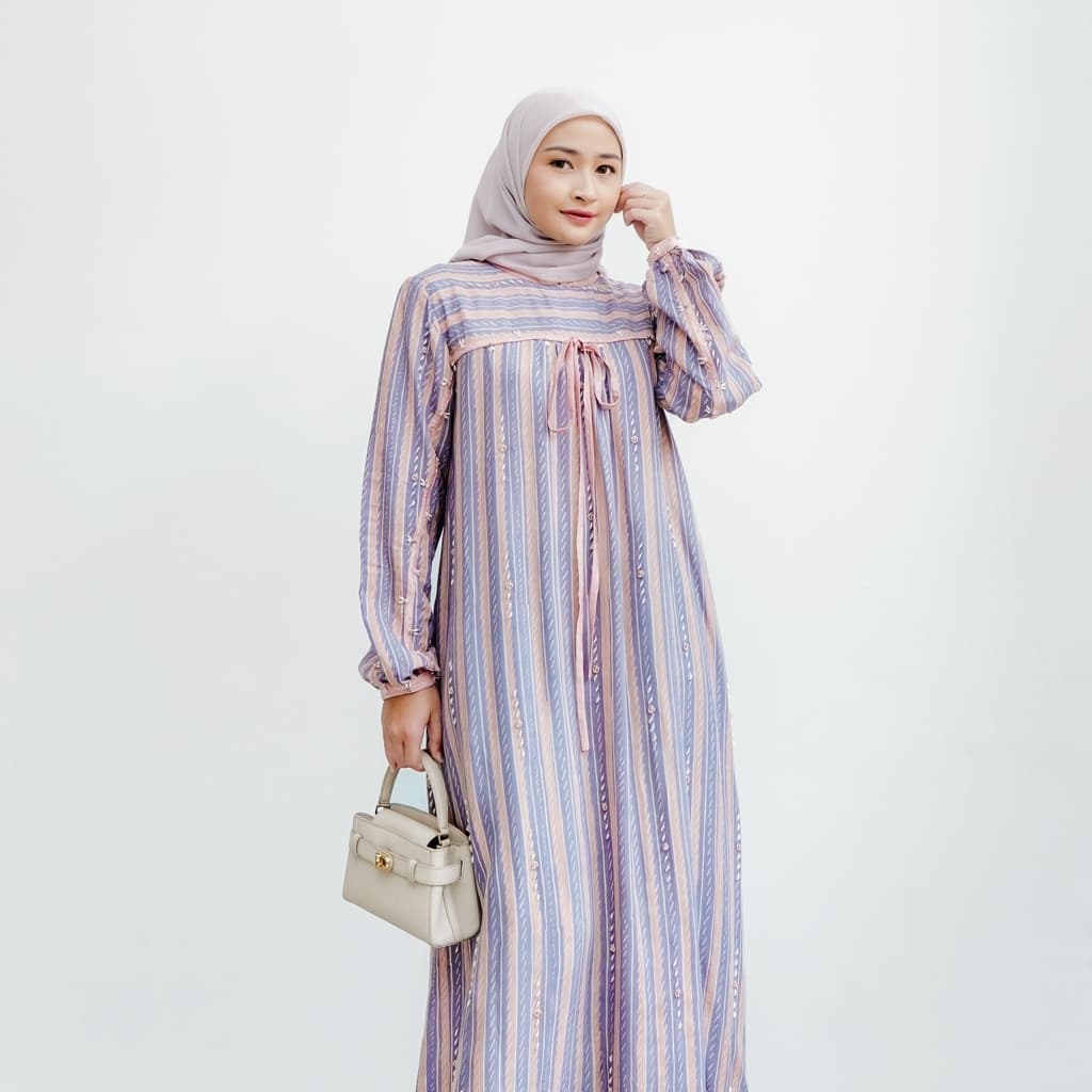 Qonita Batik | Gaun Tanira | Dress Batik | Gaun Mewah 4