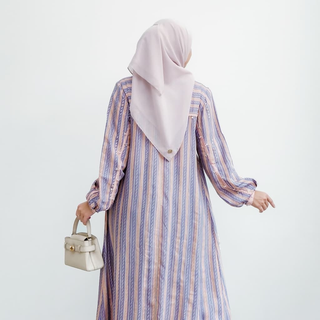 Qonita Batik | Gaun Tanira | Dress Batik | Gaun Mewah 5