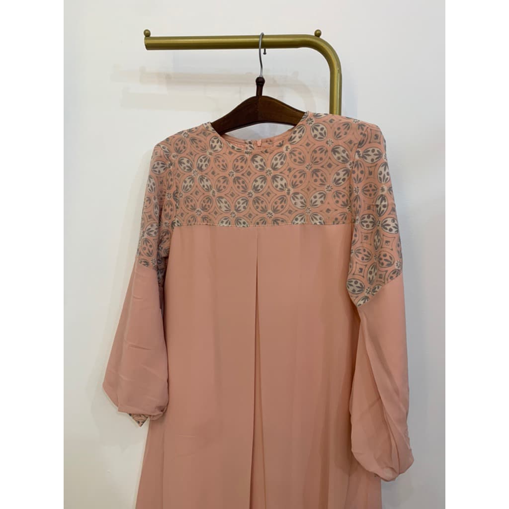 Qonita Batik Gaun Tarisca Soft - Simple Batik Dress 2