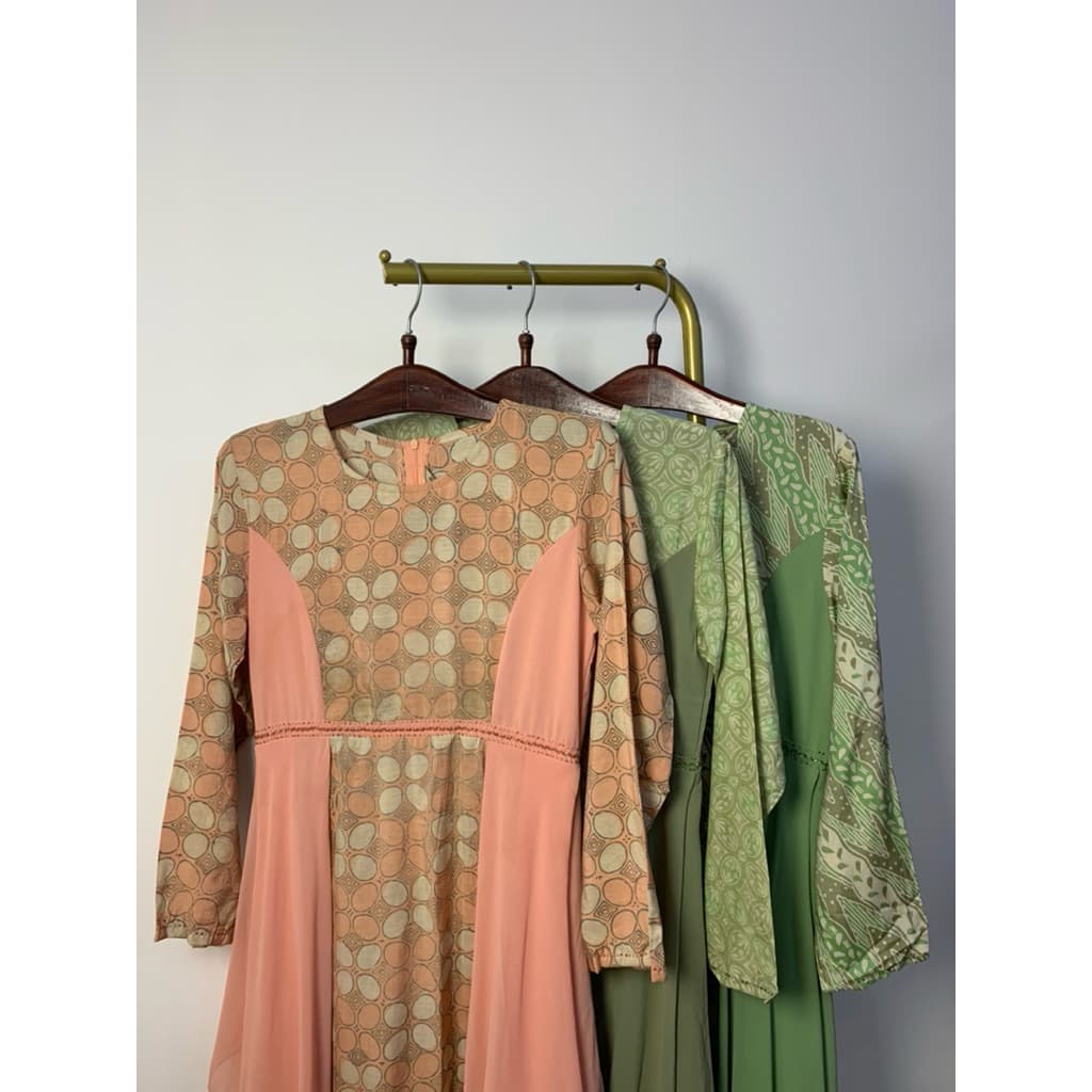 Qonita Batik Gaun Zaara 3