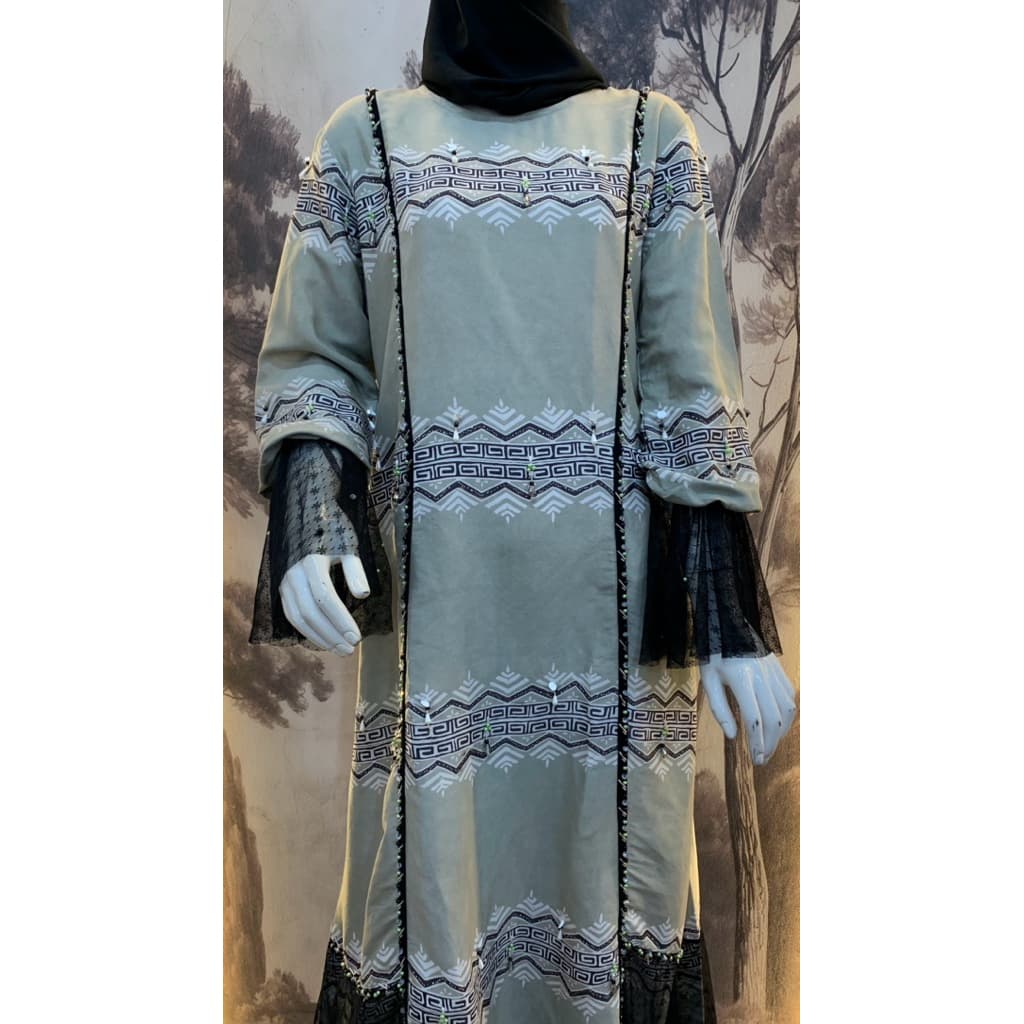 Qonita Batik Gaun Zianira - Gaun Batik Soft Berpayet 5