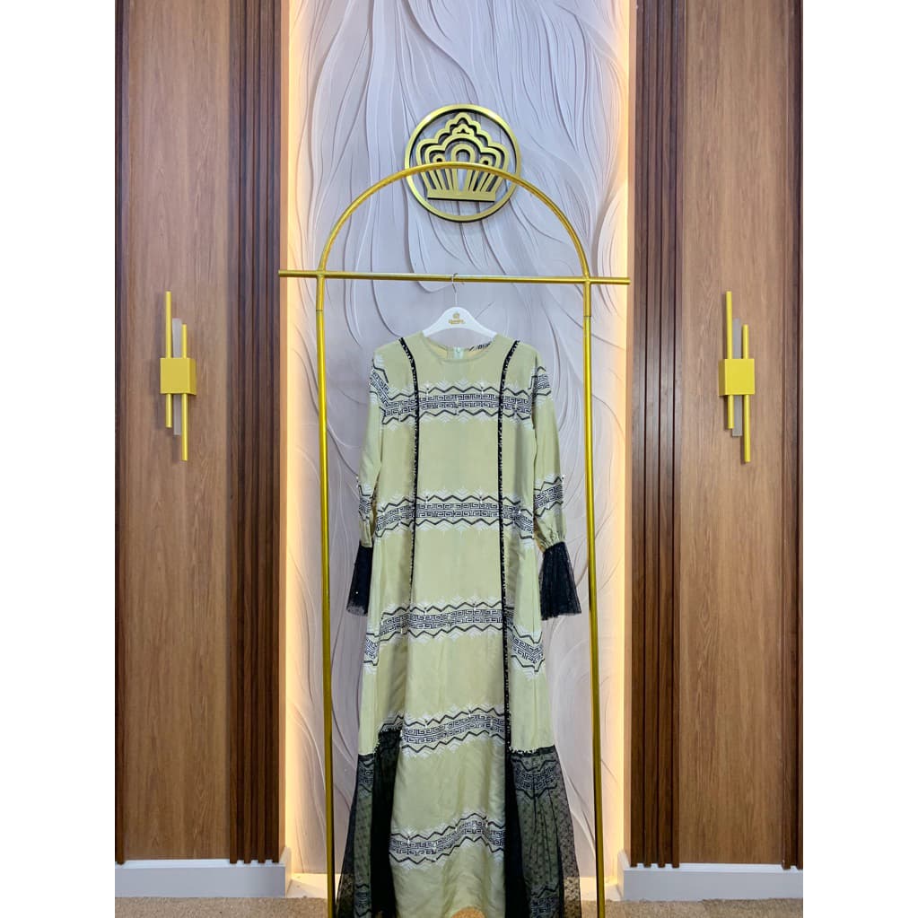 Qonita Batik Gaun Zianira - Gaun Batik Soft Berpayet 8