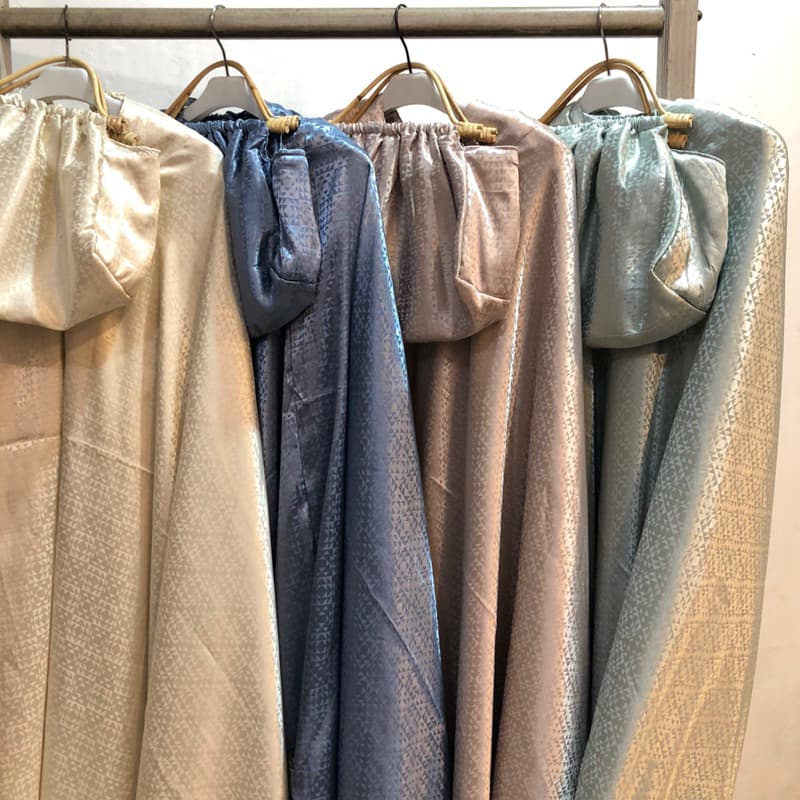 Qonita | Mukena Satin Motif Piramid | Mukena Renda Cantik | Mukena Premium 3