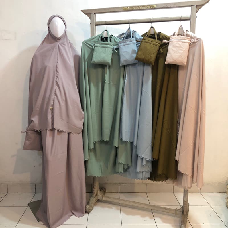 Qonita | Mukena Traveling Luna | Mukena Praktis | Mukena Adem
